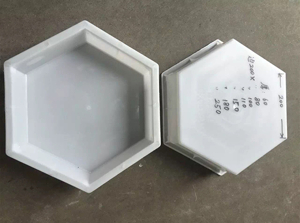 預(yù)制實心護坡模具