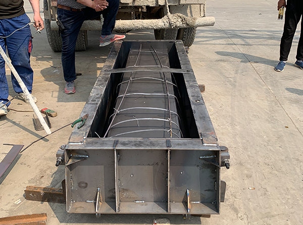 預制流水槽模具