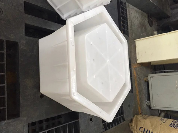 混凝土空心護坡模具