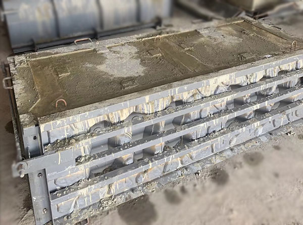 植草式階梯護坡模具