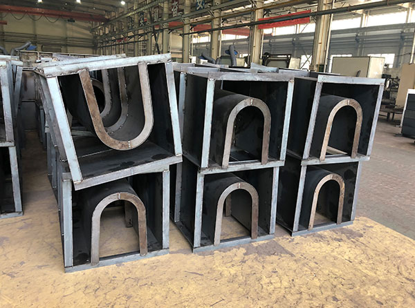 路基梯形邊溝模具