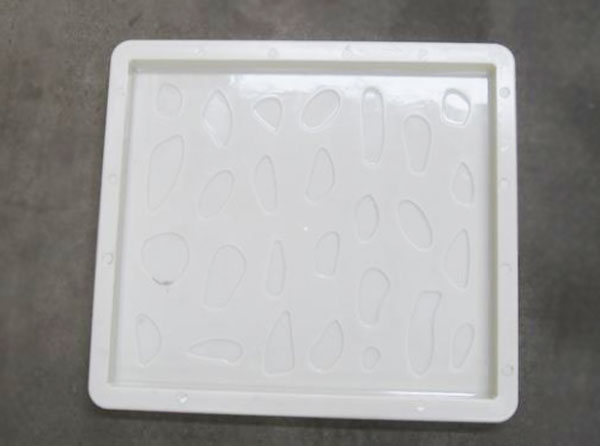 高鐵鵝卵石蓋板模具