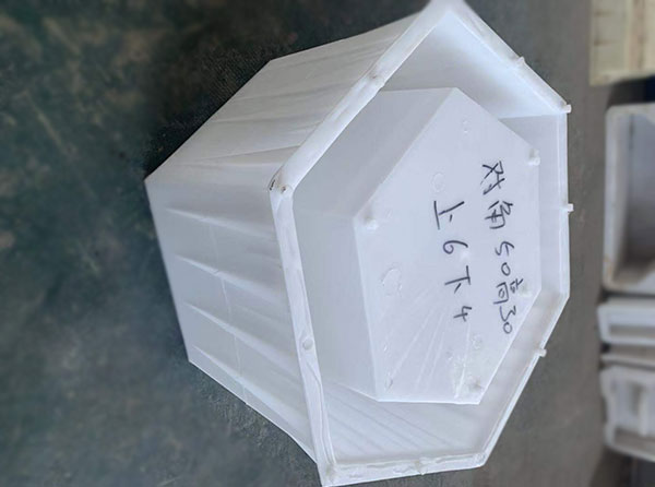 鐵路護(hù)坡模具