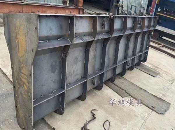 道路水泥隔離墩模具